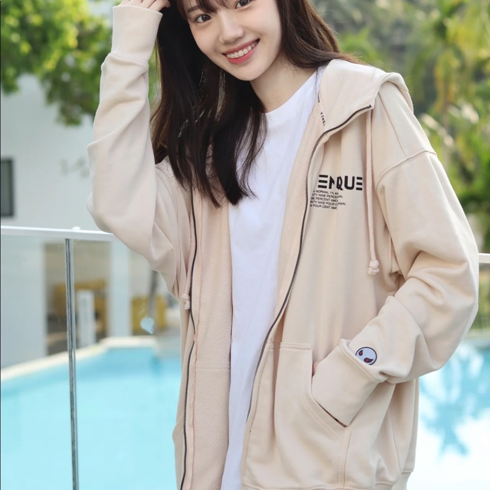 Venque zipup hoodie